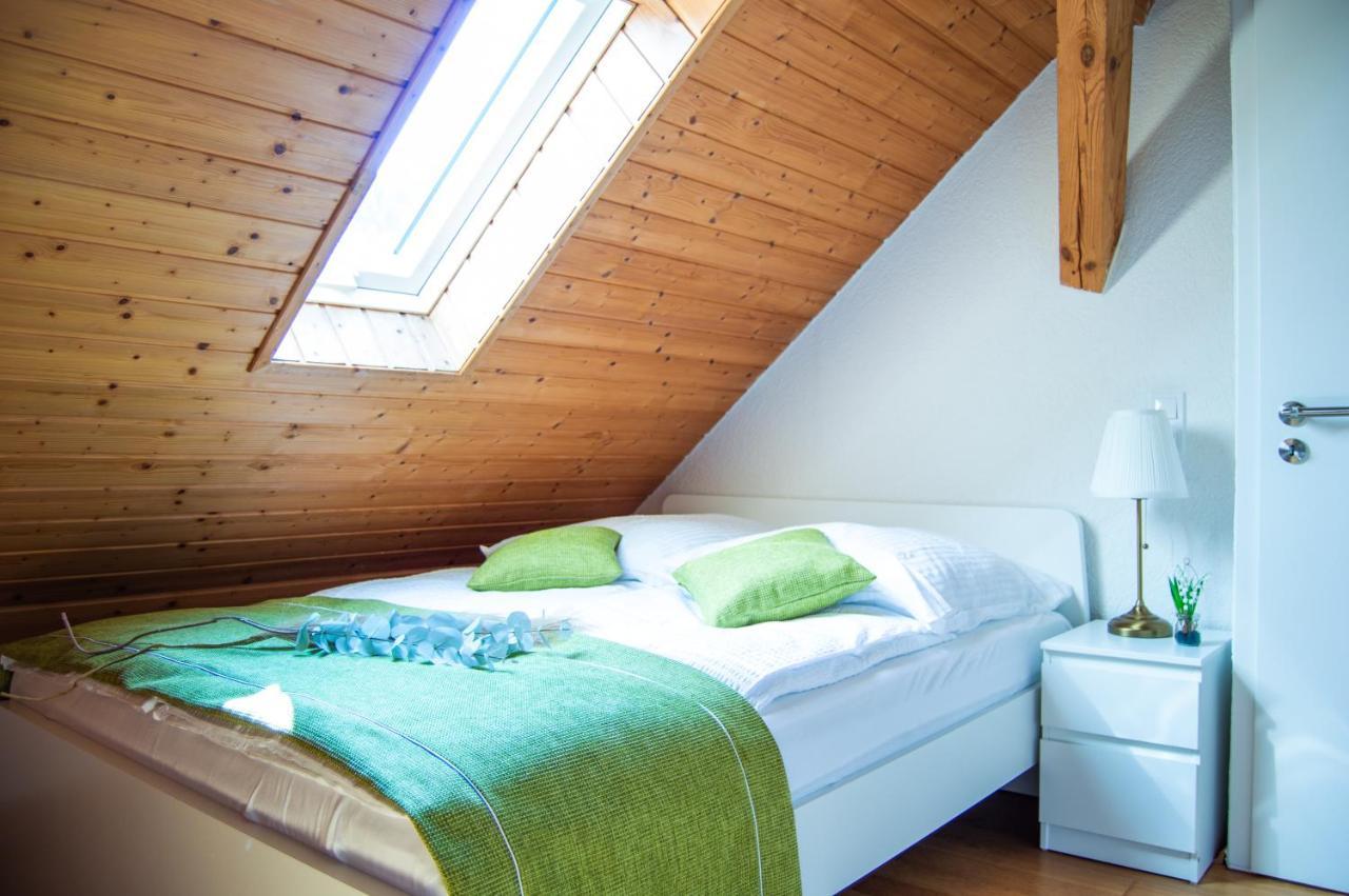 Wellness Mitten In Der Wasserfallstadt Triberg Triberg im Schwarzwald Luaran gambar