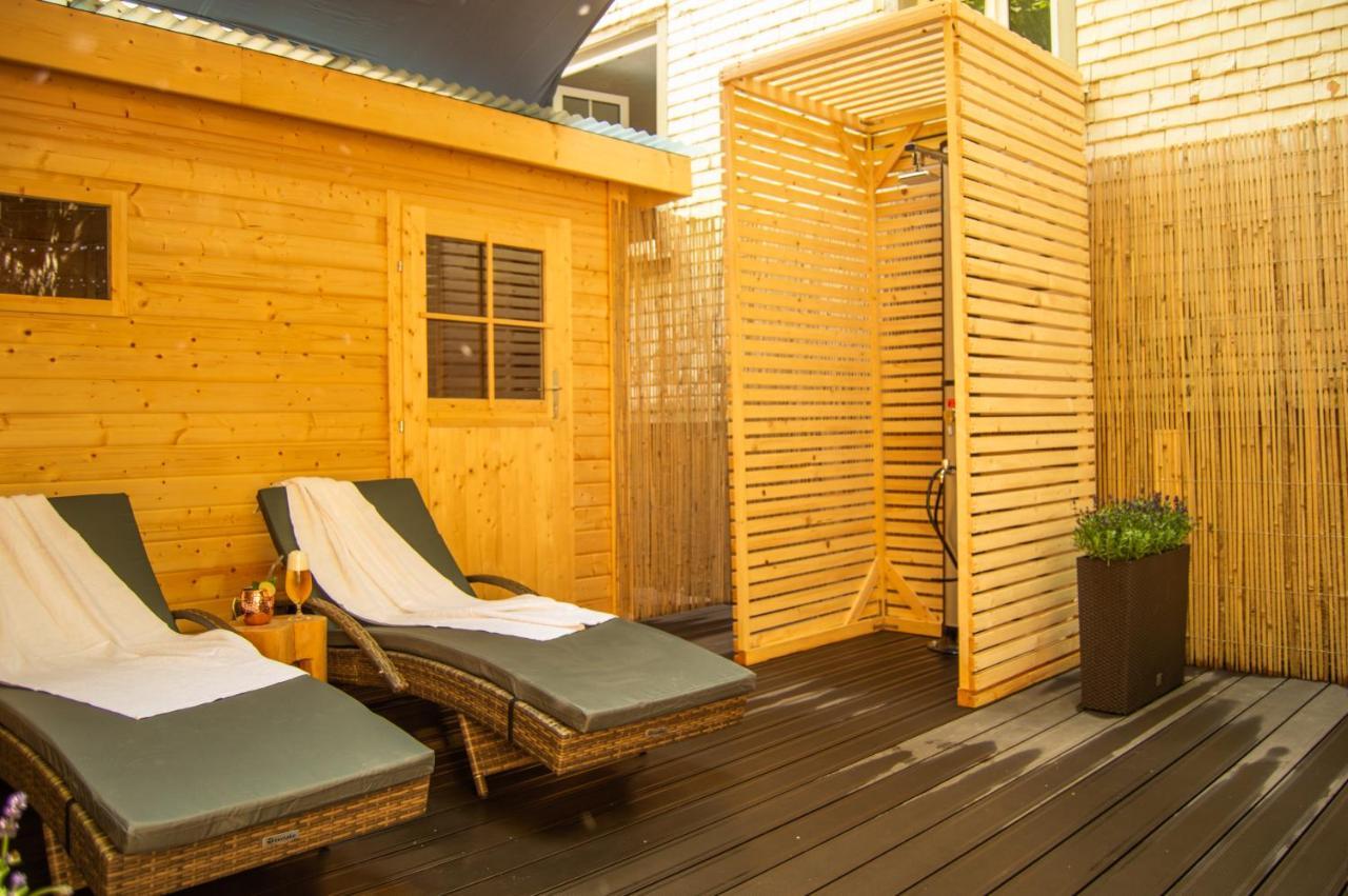 Wellness Mitten In Der Wasserfallstadt Triberg Triberg im Schwarzwald Luaran gambar